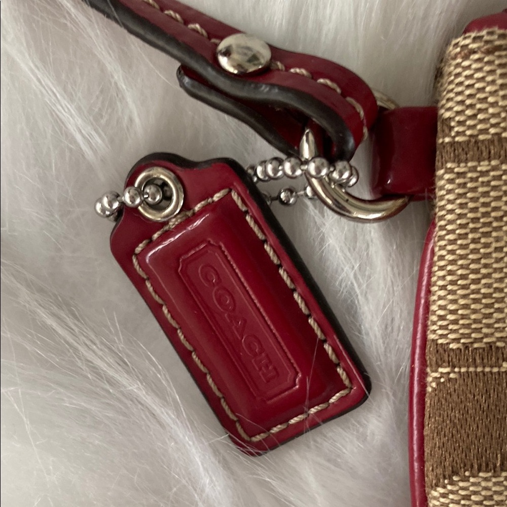 EUC Coach Red and Tan Wristlet with the iconic”C” Signature Monogram - Picture 3 of 10